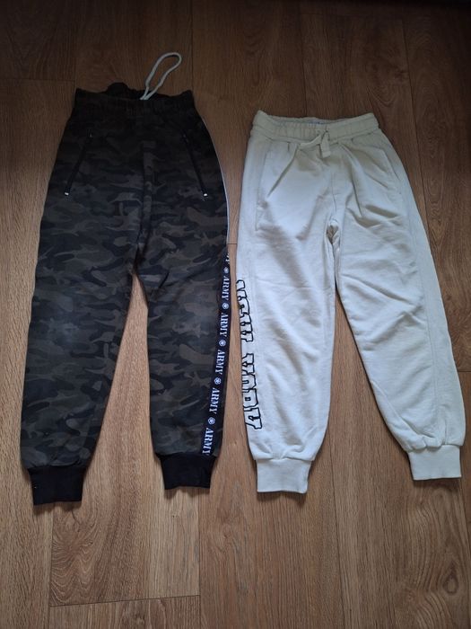 Spodnie dresowe  bluzy  roz 128 chłopiec