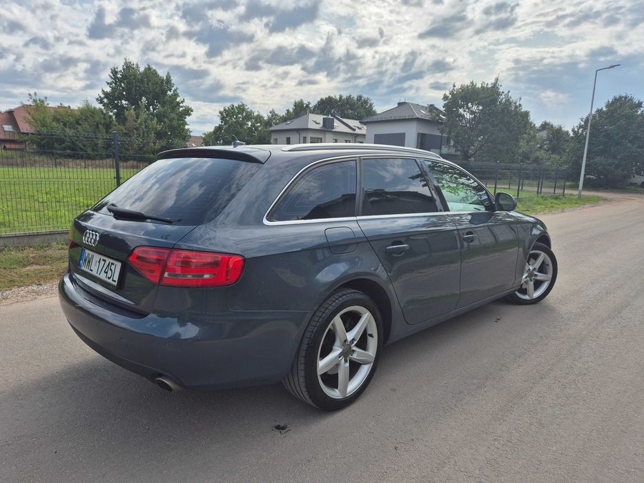 Audi a4 b8 avant 3.0TDI V6 240KM bezwypadkowe Quattro automat Tip Tronic