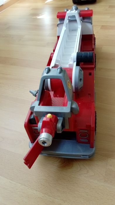 Mega duży wóz strażacki Marshalla Psi Patrol