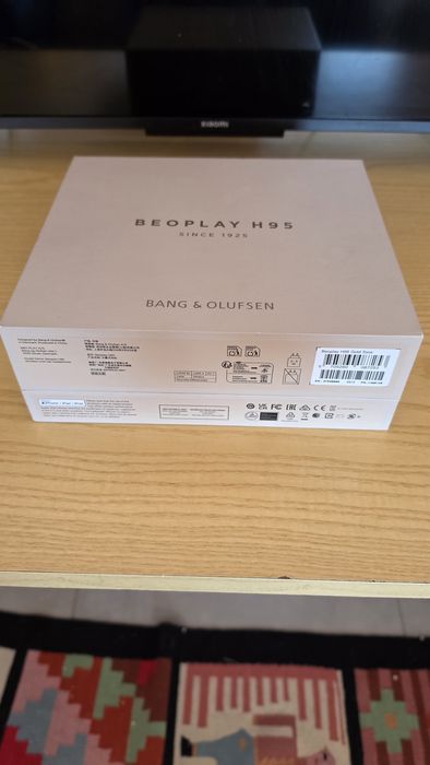 Fones Bang & Olufsen Beoplay H95