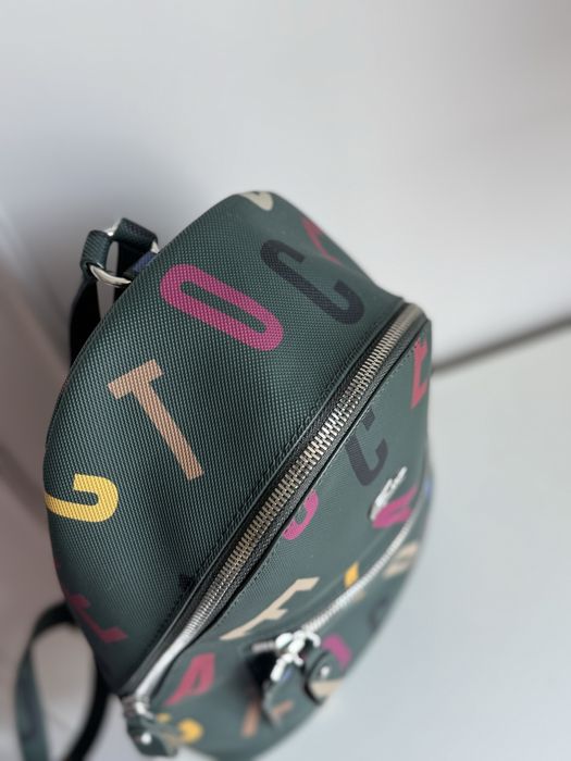 Женский зеленый оригинальный рюкзак Lacoste