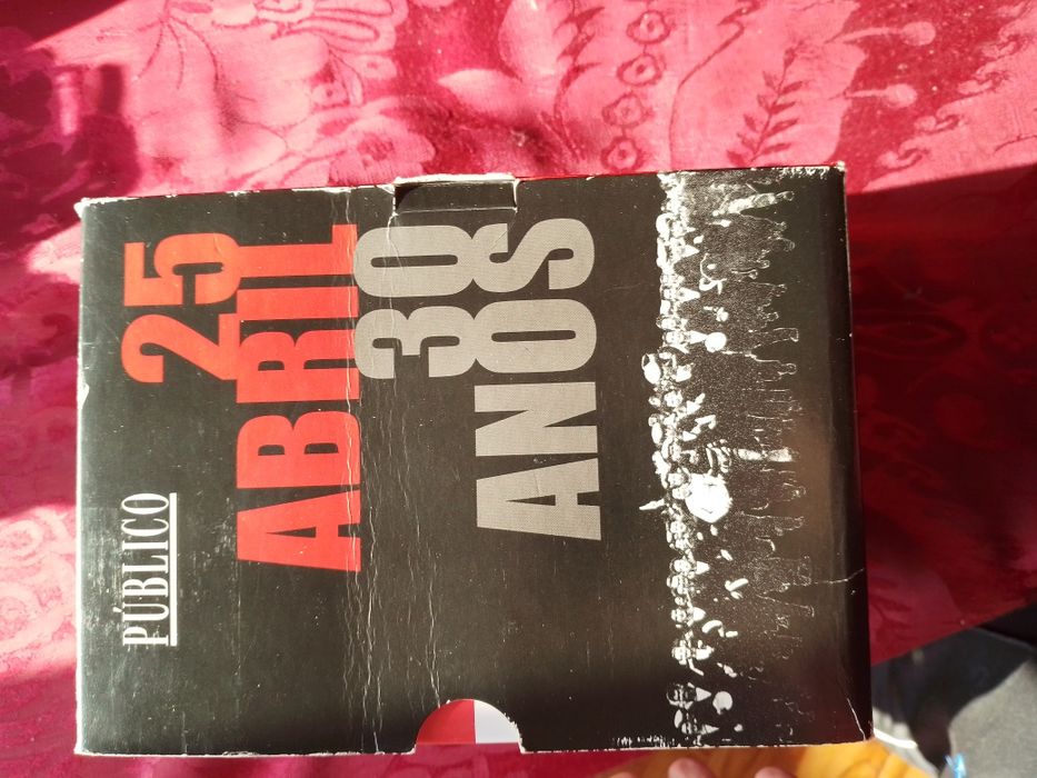 25Abril 30anos-Publico-4CDs/6DVDs Fechados20E-DVDs vários5Ecadadesde2E