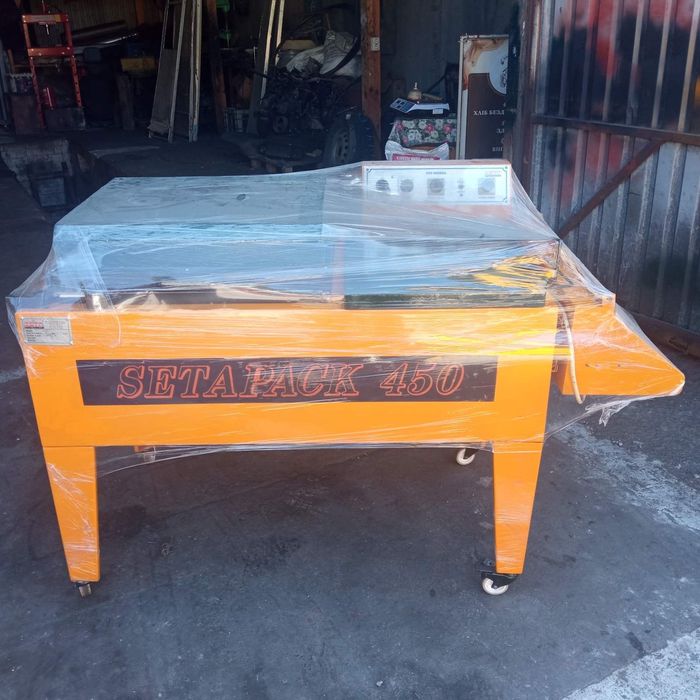 Продам пакувальну машину в плівку ПВХ