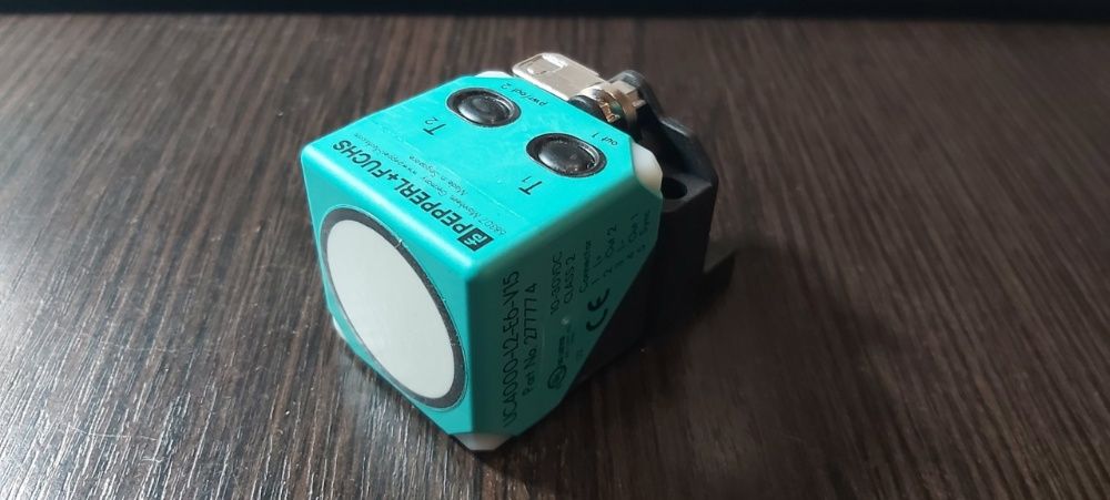 Ультразвуковой датчик UC4000-L2-E6-V15