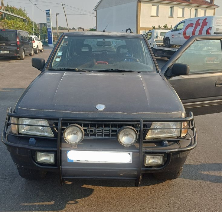 Opel Frontera 2.5 TDS para peças