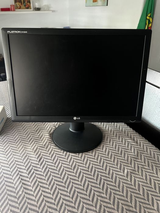 LG Monitor (LCD)64283903226114120