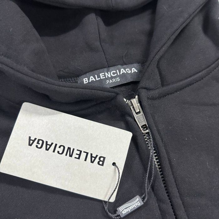зіпка  Balenciaga