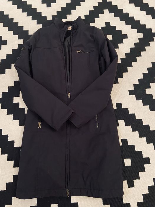 Clyde czarna lekka dłuższa  kurtka płaszczyk 34 36  156 158