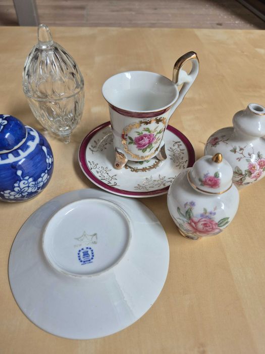 Várias peças porcelana64552794903170123