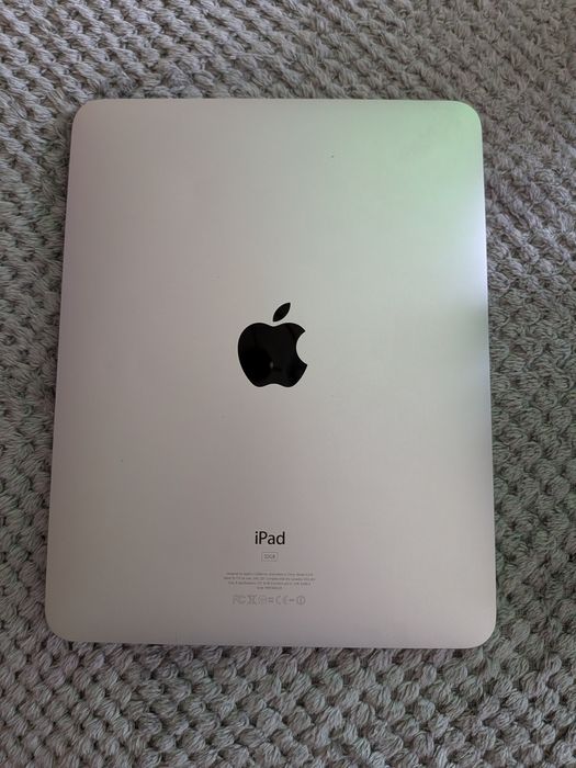 Apple iPad 1 Gen 32GB srebrny