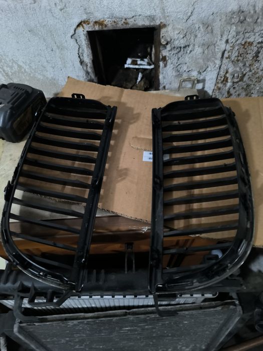 Nerki grill BMW E90