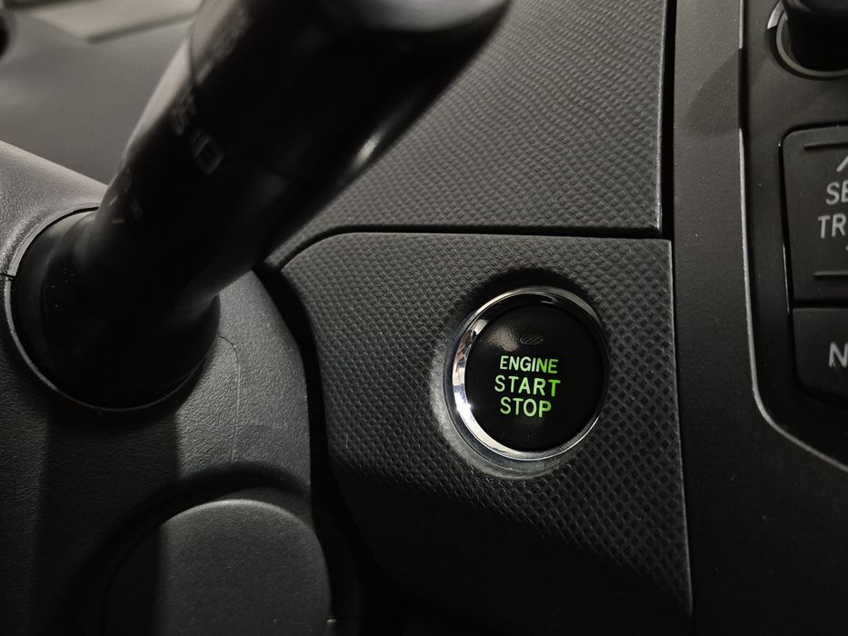 Toyota Yaris 1.4D-4D - AUTOMÁTICO | GARANTIA | NACIONAL