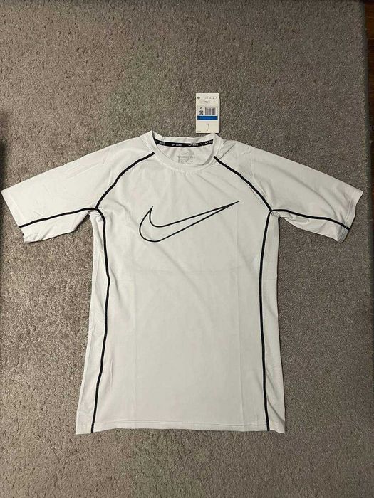 Koszulka kompresyjna Nike Pro biała