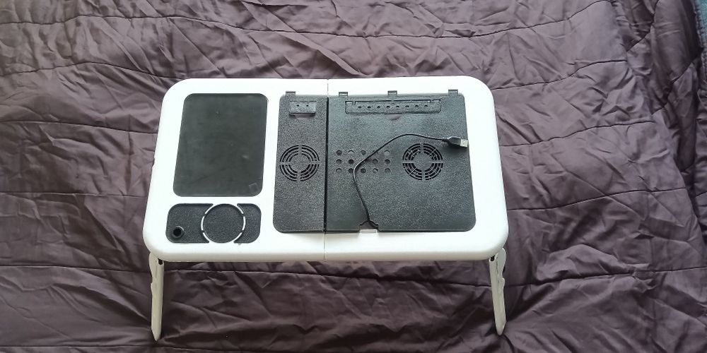 Podstawka chłodząca pod laptopa/tablet