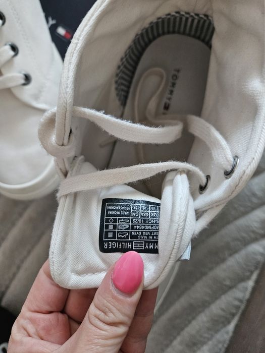 Trampki męskie Tommy Hilfiger 44 kremowe
