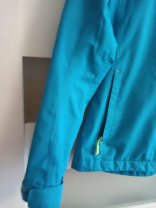 Damska kurtka 4F Aquatech 3000 rozmiar XS (158-164)