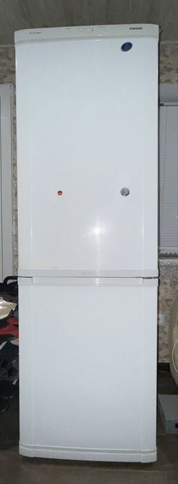 Холодильник SAMSUNG no frost
