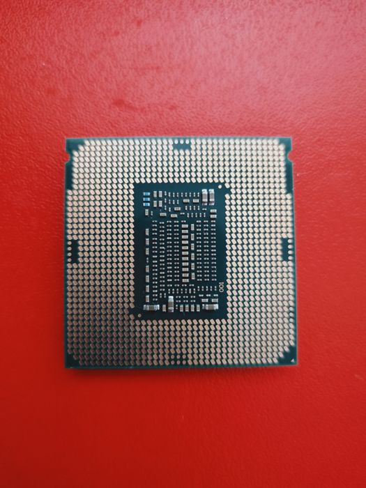 Процессор intel core i5 8600k.