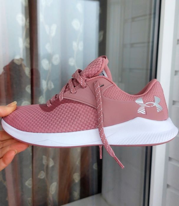 Кросівки жіночі 38р. Under Armour
