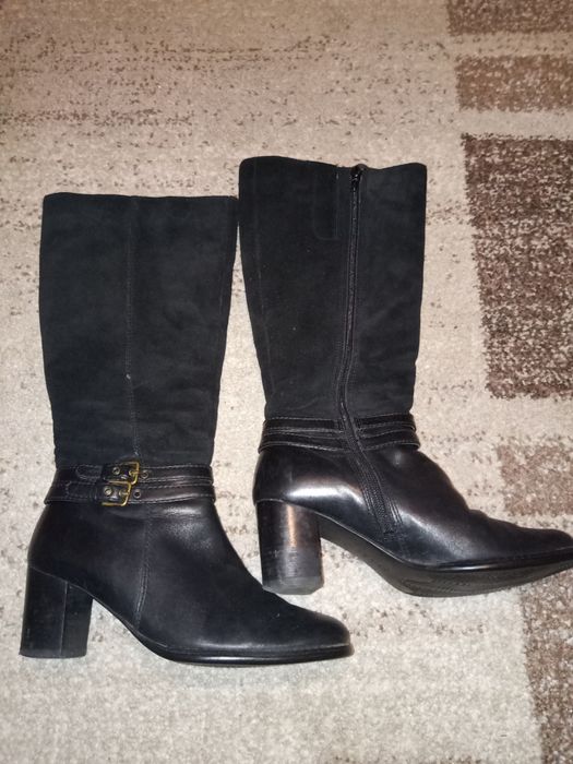 Продам хорошие зимнее сапоги ECCO