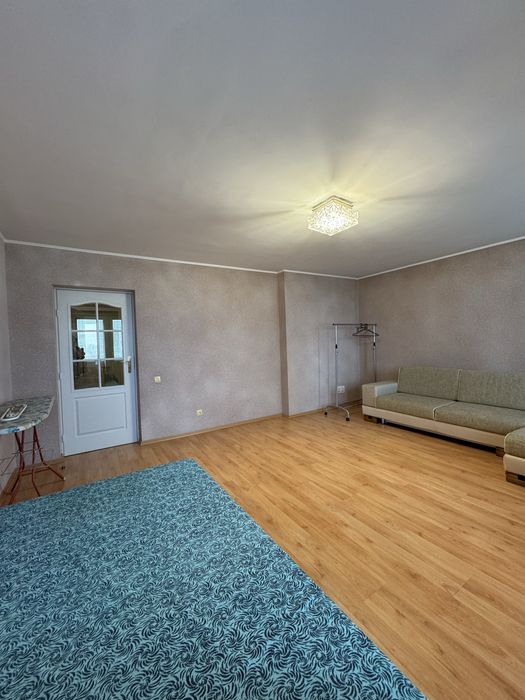 Двокімнатна квартира  Соломіі Крушельницькоі       11000+КП