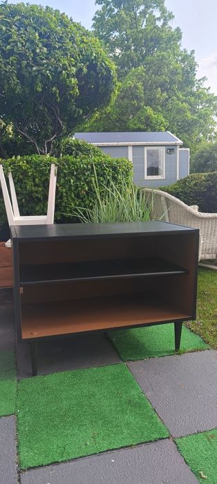 Komoda PRL na nóżkach,na książki.