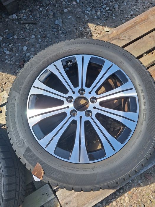 Koła zimowe Mercedes EQA EQB 215 60 r18