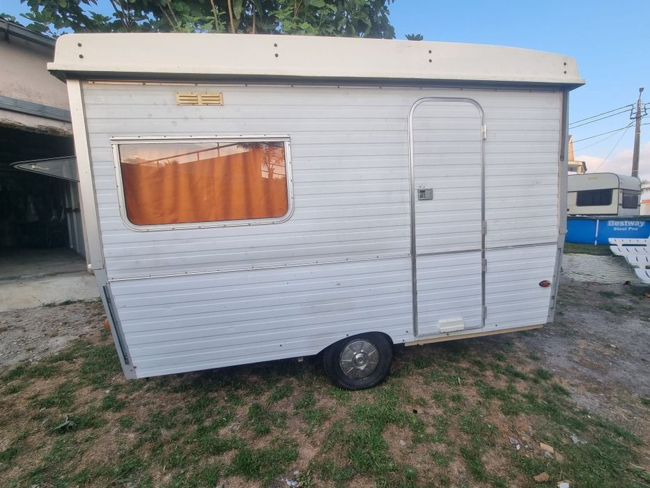 Caravana p/ 4 pessoas