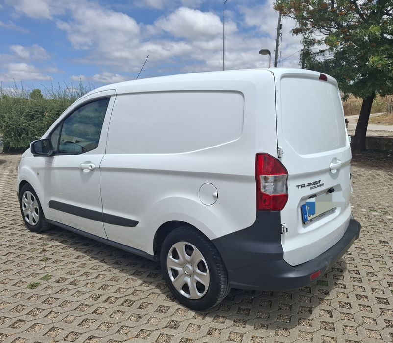 Ford transit courier 1.5 tdci   Possibilidade de financiamento