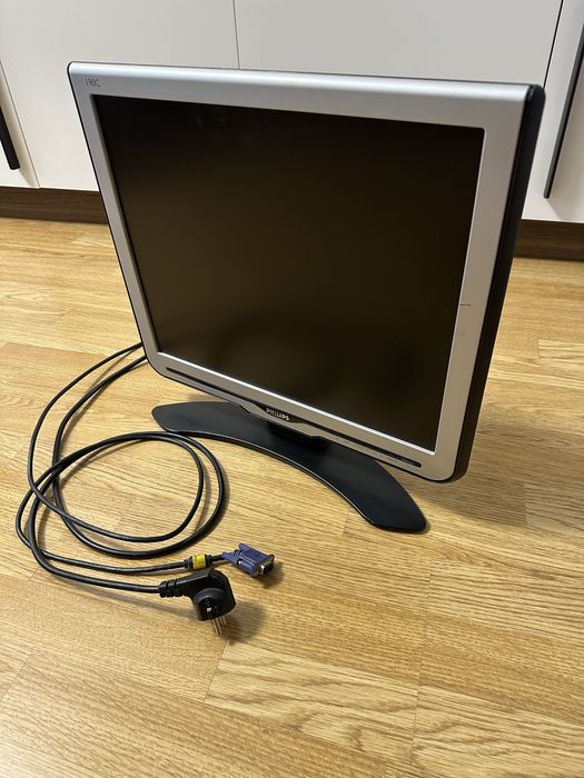 Продам Монітор PHILIPS 190C8 (19 дюймів)