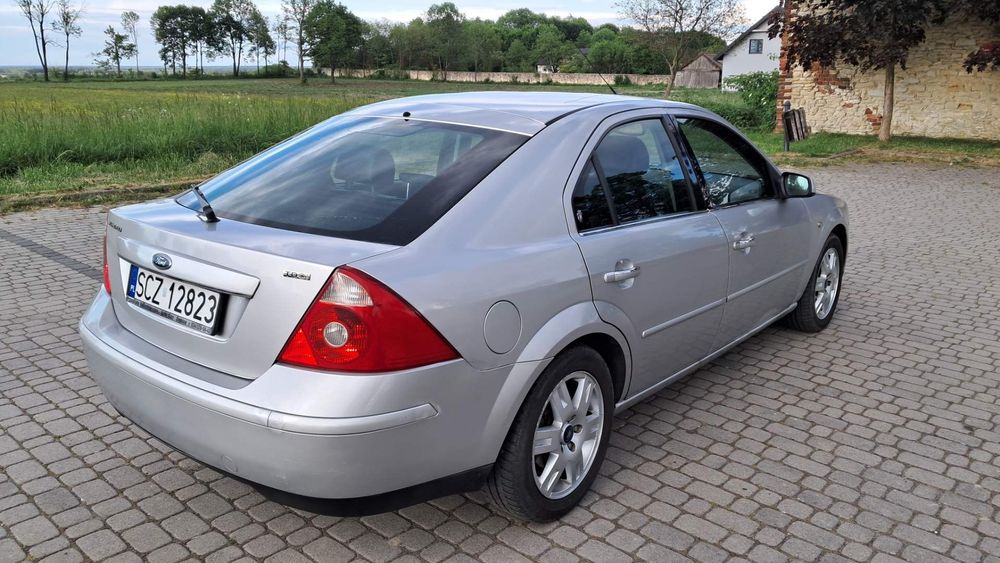Ford Mondeo Ford Mondeo