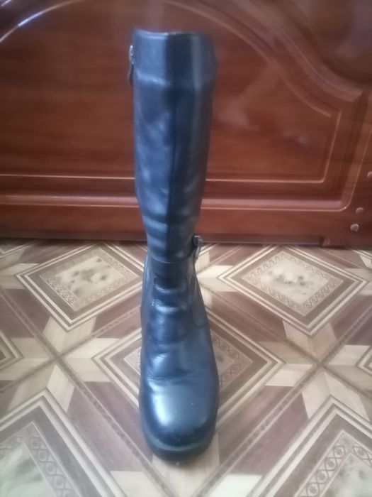 Зимові чоботи жіночі