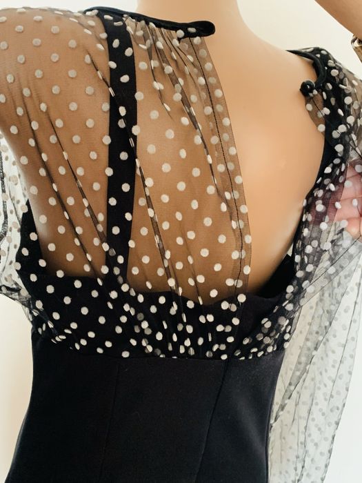 Чорна сукня (плаття в горошок) коктельне