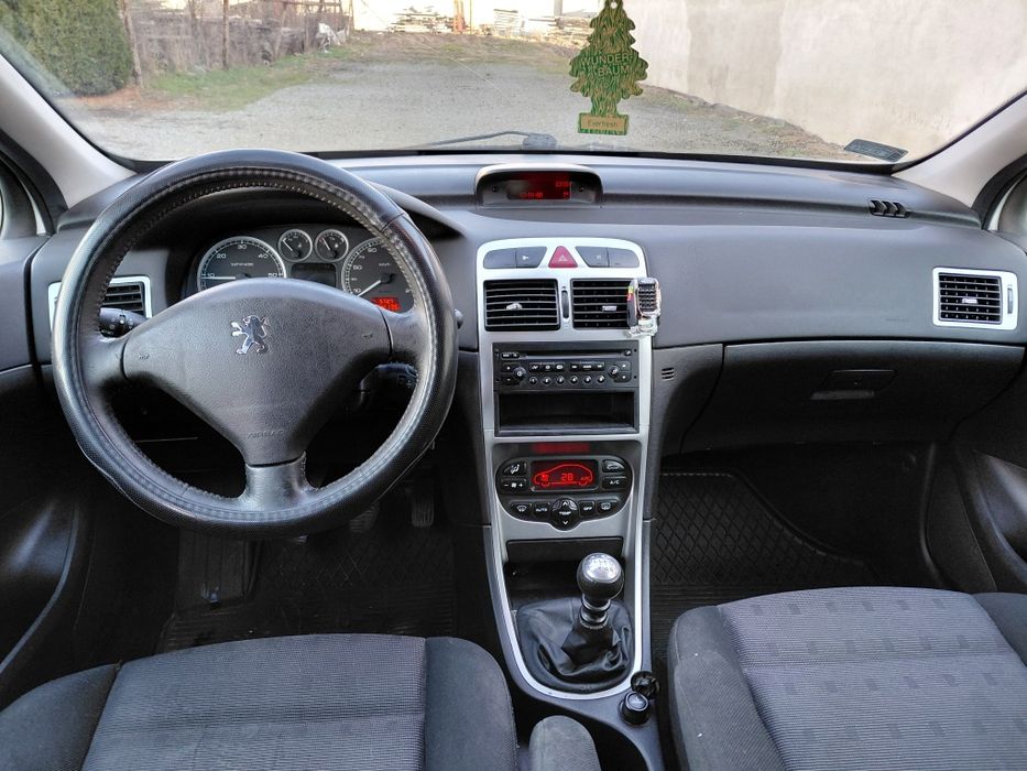 Ładny Peugeot 307sw Panorama 2.0HDI auto bez wkładu finansowego 7 osób