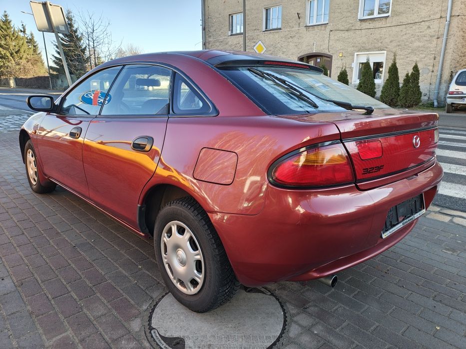 prosto z Niemiec piękny klasyk MAZDA 323F - gotowy do rejestracji w PL