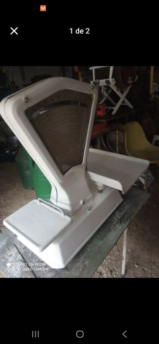 Balança antiga, esmalte