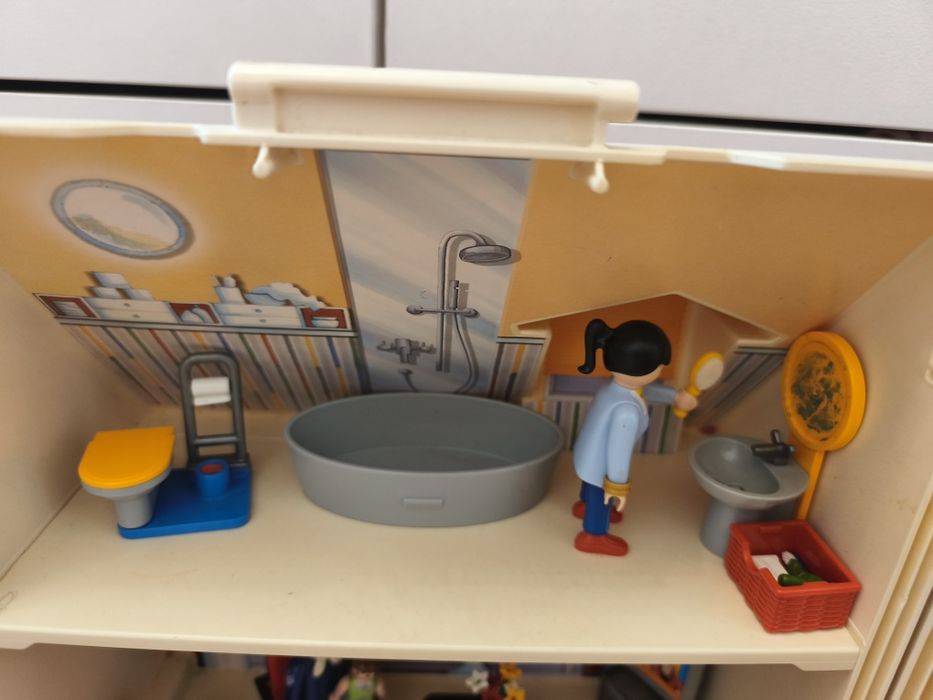 Domek Playmobil z akcesoriami gratis zagroda ze zwierzętami