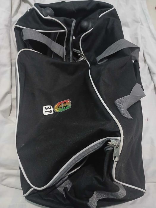 Conjunto de malas desportivas de andebol — Macron / Erima / Puma