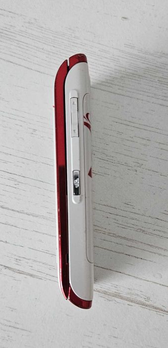 Sony Ericsson W595 Walkman слайдер