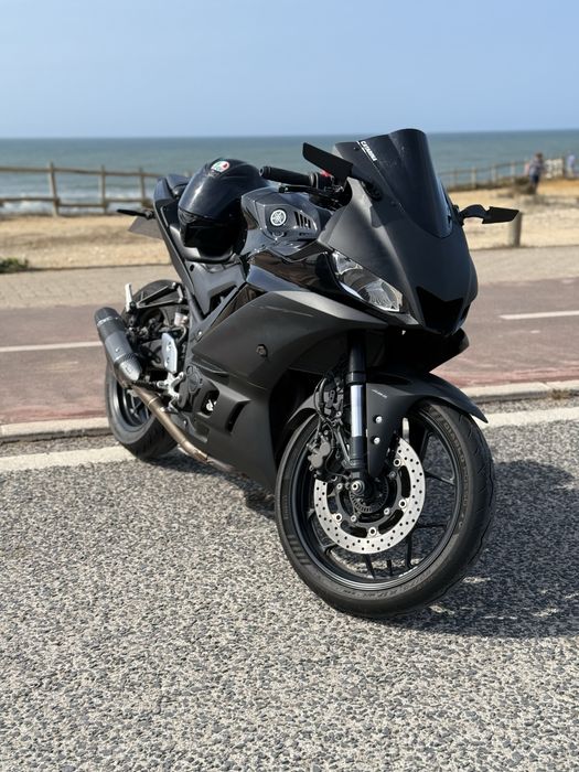 Yamaha R3 de 2021