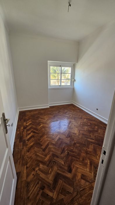 Apartamento T4 Encarnação Lisboa