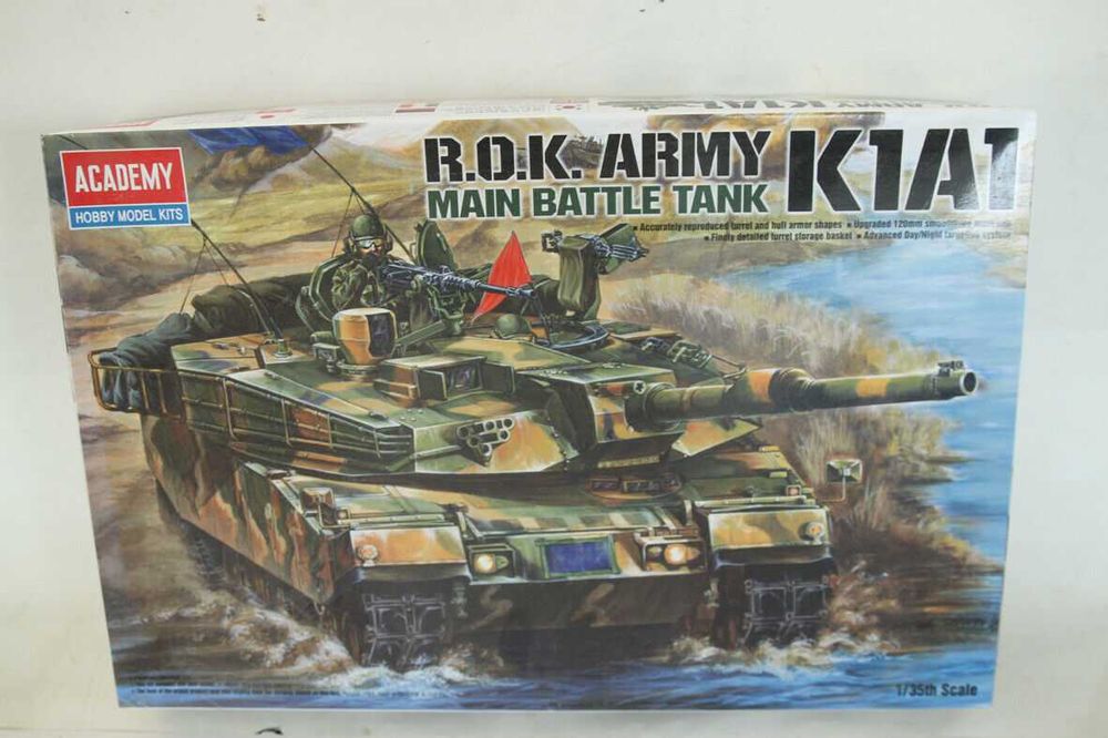 Танки, масштабні моделі 1/35