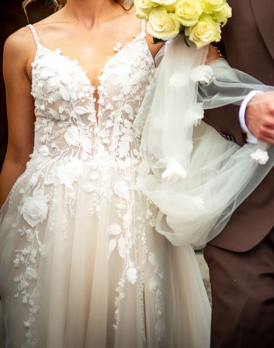 Suknia ślubna Diana Orchidea z welonem