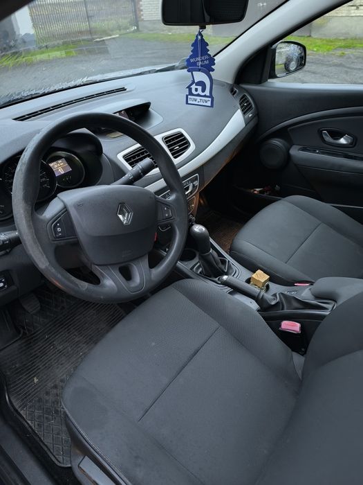 Sprzedam Renault Fluence 1.6 benzyna + gaz