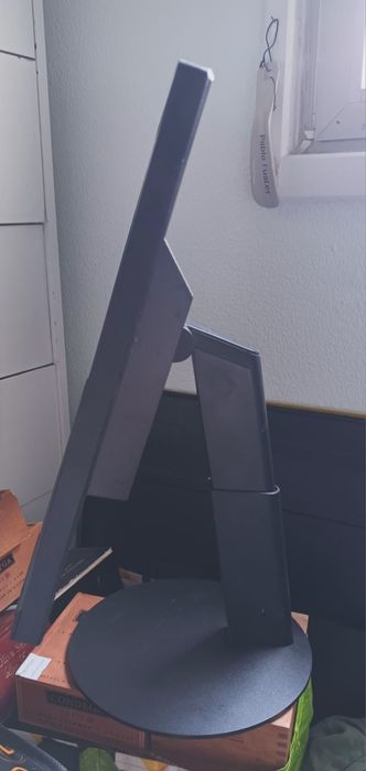 Para peças- monitor Lenovo A16215FTO-22"