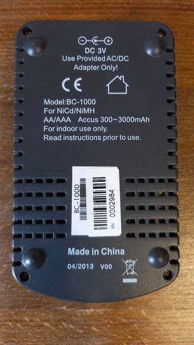 Інтелектуальний Зарядний пристрій La Crosse BC1000 700 грн. Зарядні