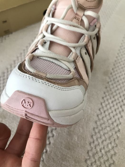 Sapatilhas michael kores 38