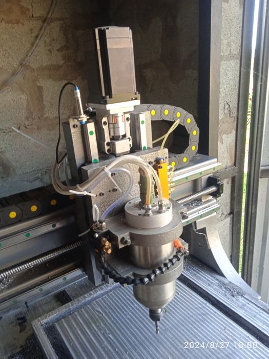 Чпу фрезерний верстат