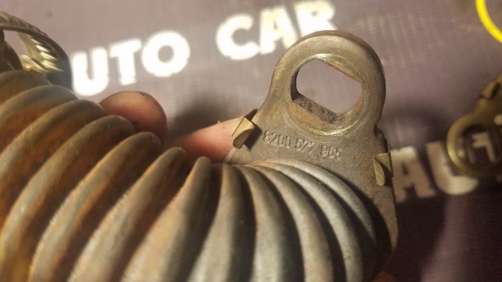 Б/у патрубок EGR, трубка EGR, трубка клапана EGR 8200577965 Kango кенг