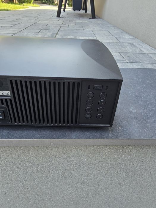 Projektor ViviBright F30